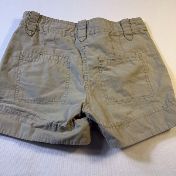 H&M Women's‎ Shorts Size 2 Sewn Cuffs Button Khaki Cotton Back Pockets Y2K - Picture 9 of 10